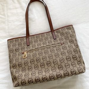Michael Kors Tote